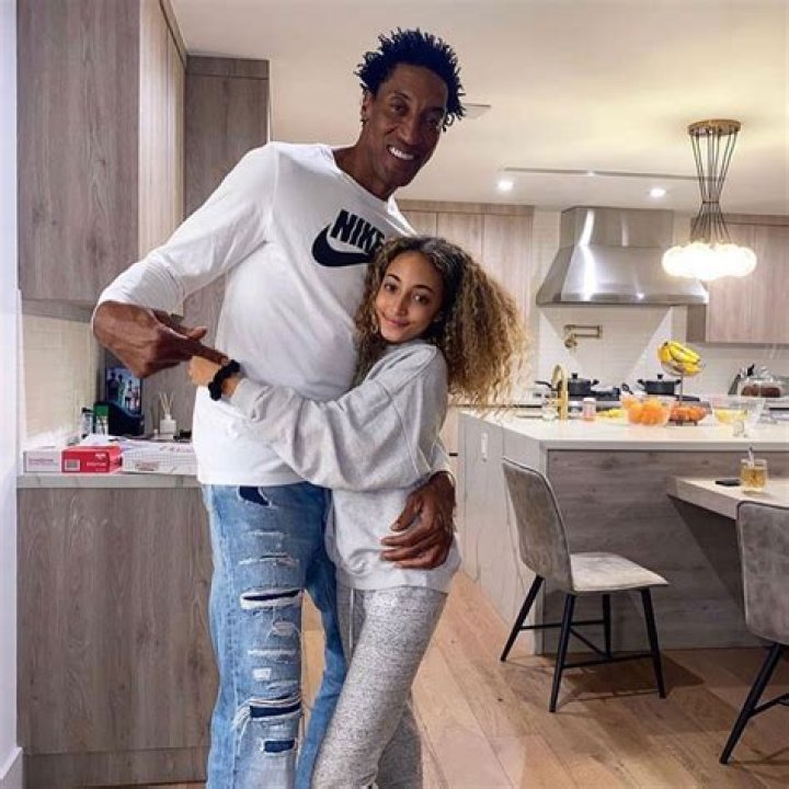 BlogPaper | Scottie Pippen - Wife, Stats & Children