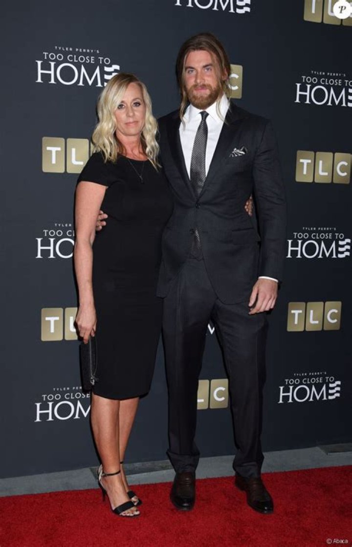 Brock O'Hurn Height, Weight, Age, Girlfriend, Family, Facts, Biography