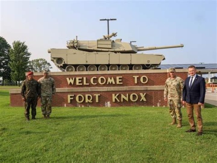 Can the president enter Fort Knox? ·