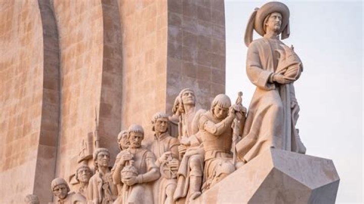 Discoveries And Insights Into Kari Lake's Height