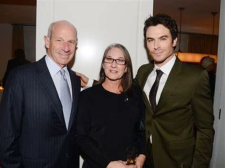 Robert Somerhalder (Ian Somerhalder Brother) Bio, Age, Father, Wife, and Net Worth correo ·