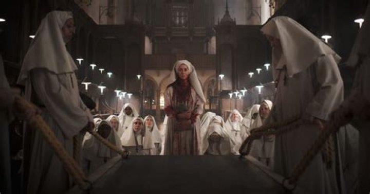 Uncover The Secrets: Nicki Minaj's Height Unveiled