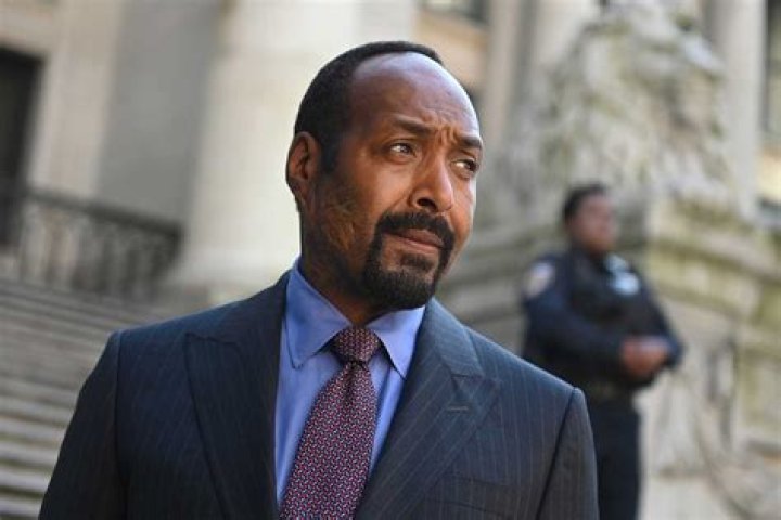 Uncover The Secrets Of Jesse L. Martin's Net Worth