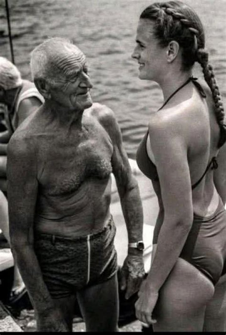 Unveiling The Extraordinary World Of Rossana Maiorca: Discoveries And Insights