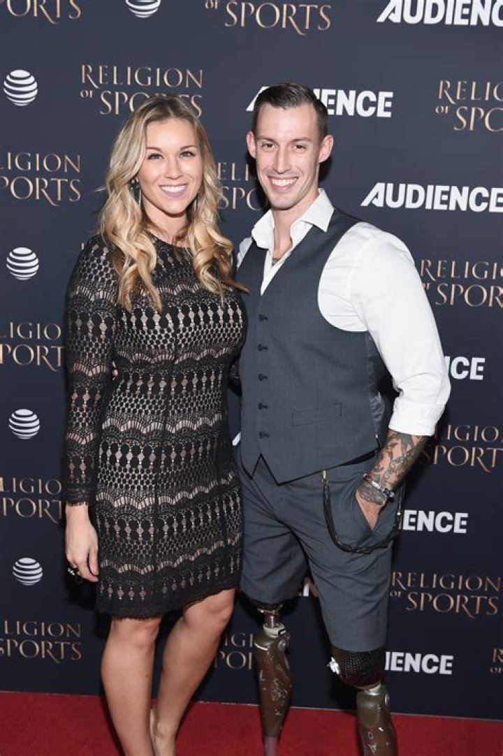 Unveiling The Financial Dynamics Of Johnny Joey Jones' NFL Salary