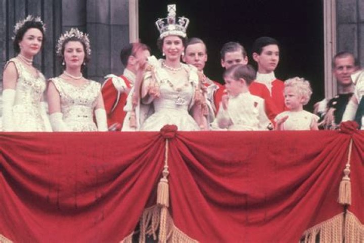 Unveiling The Lives And Roles Of Queen Elizabeth II's Children