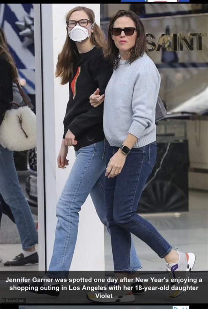 Unveiling The Mystery: Violet Affleck's Enduring Mask