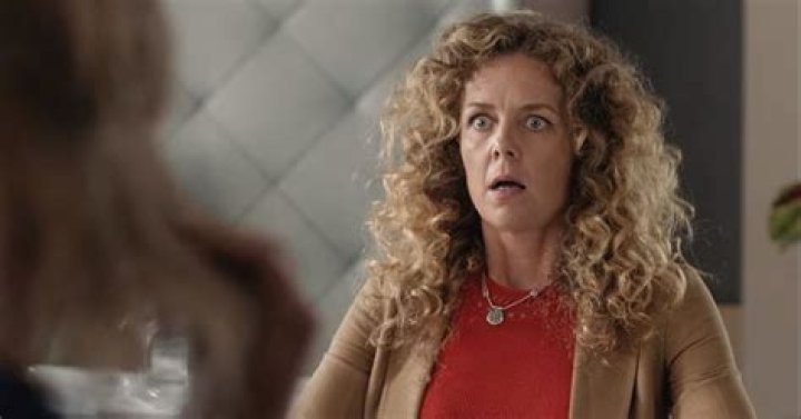 What Happened To Frankie On Workin Moms? She Might Have Decided To Not Appear On The Show This Seaso ·