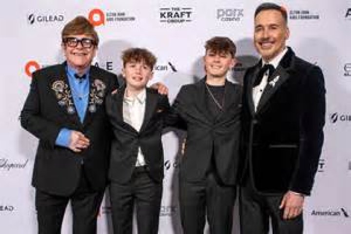 Where Is Elton John's Mother Now? ·